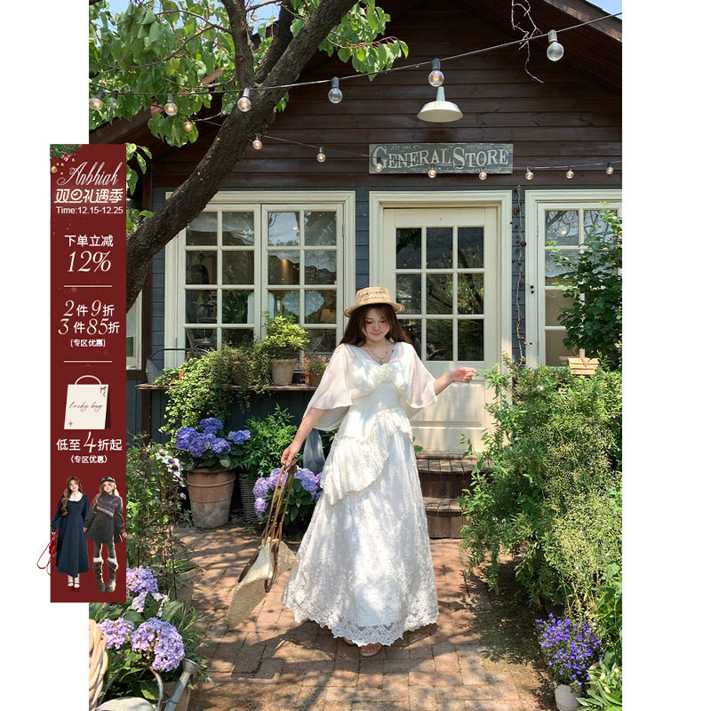 安妮不火 似水梨花浪漫重工蕾丝绣花仙裙女微胖大码设计感连衣裙