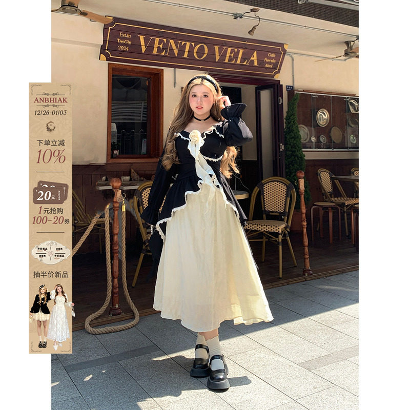 赫本风A型蕾丝拼接连衣裙