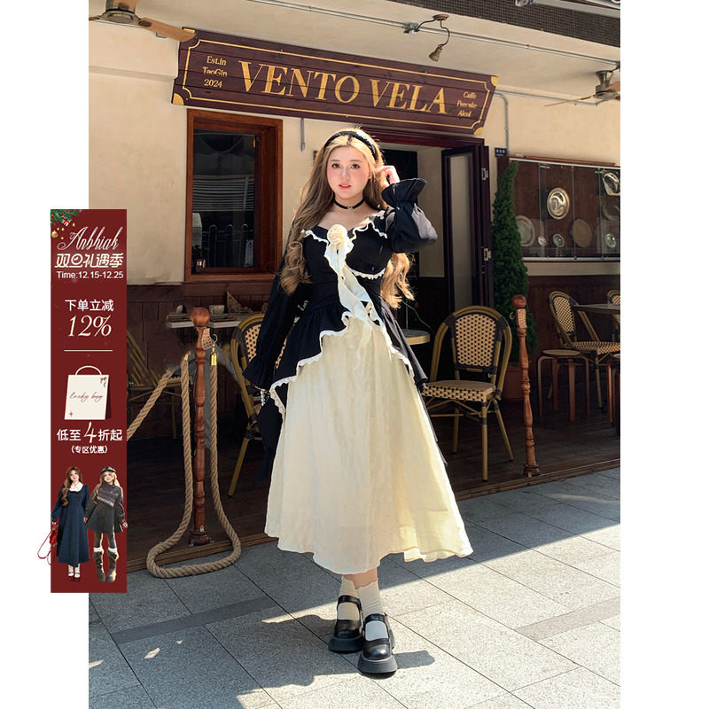 赫本风A型蕾丝拼接连衣裙