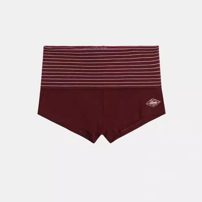 性感紧身辣妹翻折腰头微喇短裤女