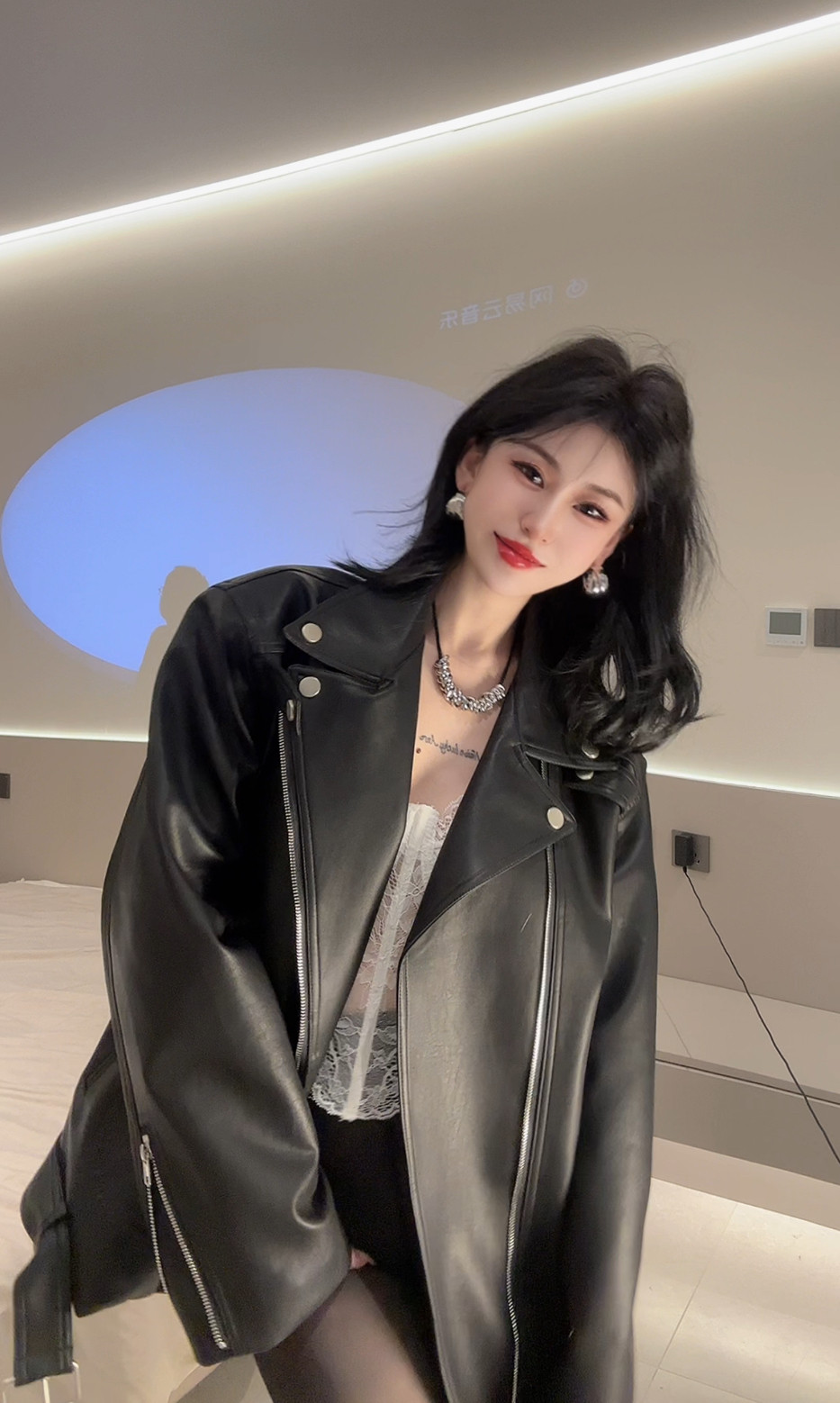 炸街中长款超酷宽松真皮机车皮衣2025春季女个性绵羊皮外套夹克潮