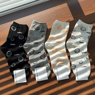 韩国进口袜子女东大门现货春秋季 笑脸波点棉袜卡通中筒袜 2026新款