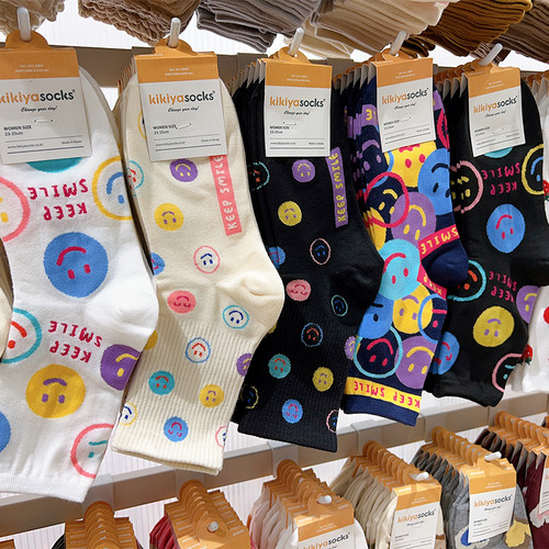 kikiya吸汗女棉笑脸中筒袜现货