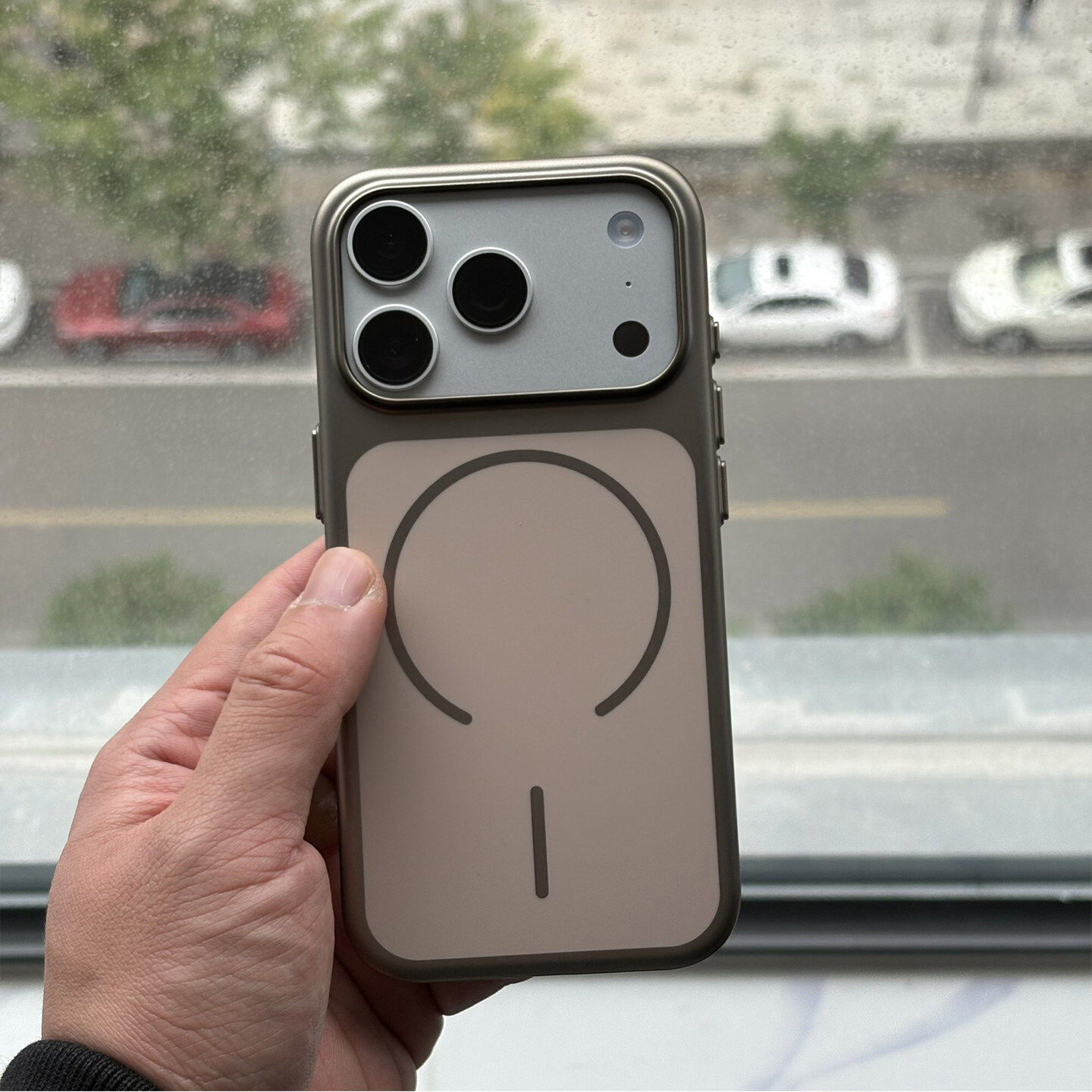金色细圈磁吸适用iPhone17苹果17promax手机壳16简约15超薄14肤感13亚克力12硬壳magsafe男电镀漆高级新款女