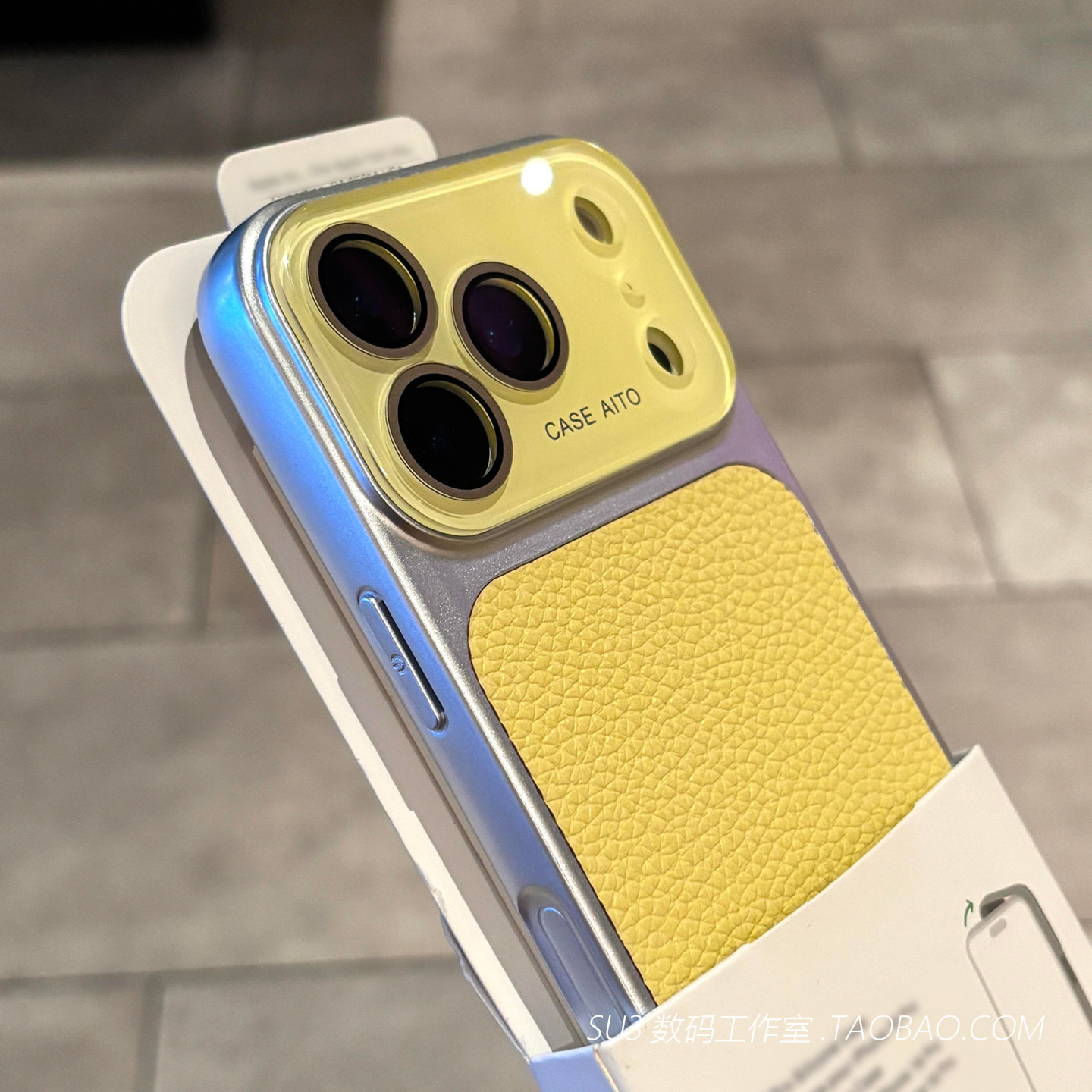 奶黄色荔枝纹软皮纹大视窗适用iPhone17苹果17promax手机壳17pro复古感16高级15防摔14新款13女镜头全包小众
