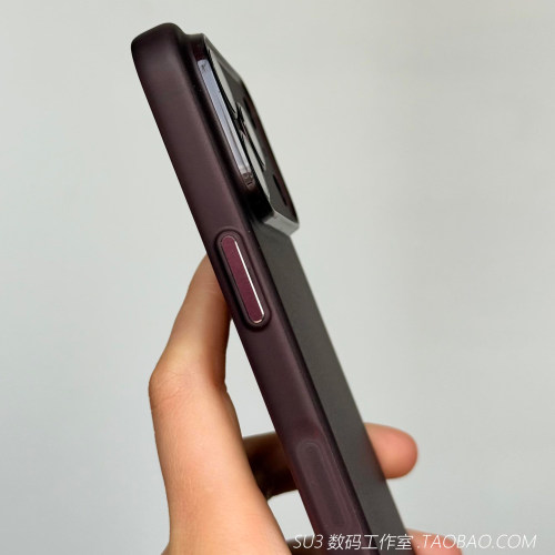 肤感雾面哑光勃艮第酒红色适用18promax苹果18pro手机壳iphone17磨砂16全包15超薄Air软壳14独立金属按键1312