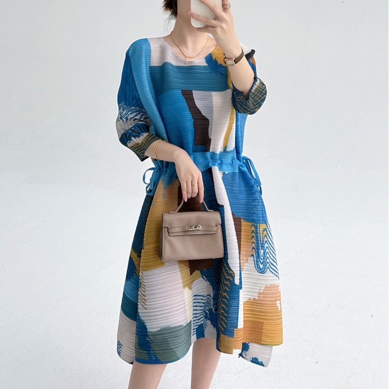 时尚弹力印花褶皱连衣裙女宽松显瘦抽绳收腰中长款撞色裙子夏