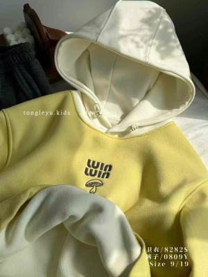 【UMKiDS】特价儿童韩系连帽卫衣加绒厚实鹅黄色卫衣男女童可穿