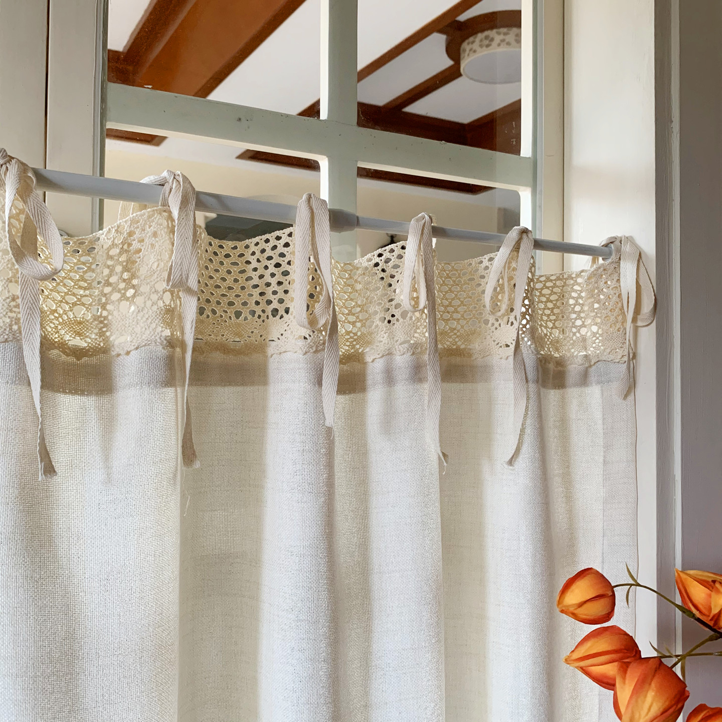 奶油色原木风绑带窗帘