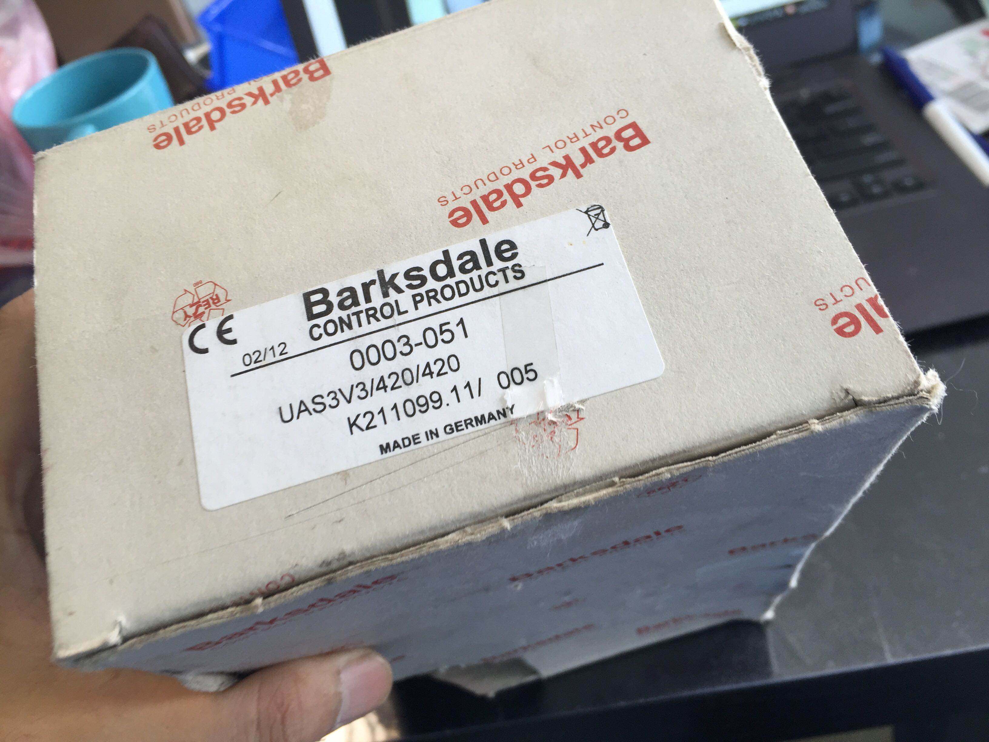 barksdal uas3v3/420/420 cu68-024 0003-051 温度数显模块