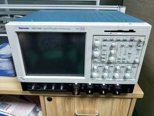 s采样率 TDS7704B 10GS 示波器7GHZ 泰克 Tektronix