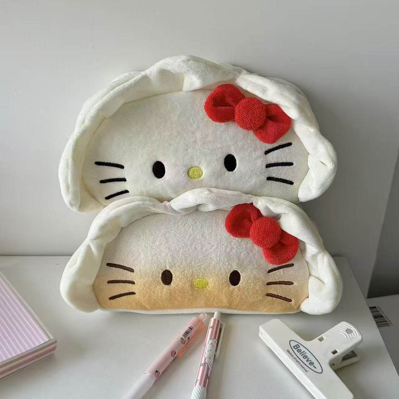 笔袋ins高颜值饺子可爱少女大容量毛绒学生搞怪文具卡通收纳袋