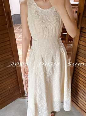 DIGM-优雅气质重工刺绣拼接花边收腰显瘦背心连衣裙(16麻)A19422