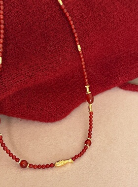 新中式新年风红愿红玛瑙锦鲤小鱼串珠项链小众红色系本命年锁骨链