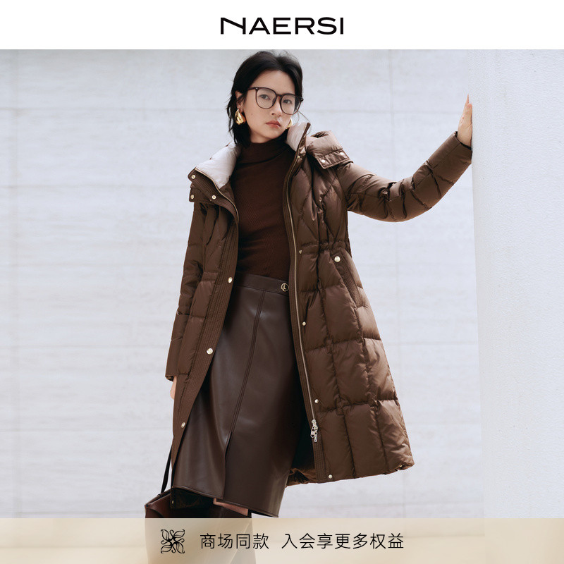 腰间抽绳显瘦设计