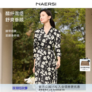 裙女2025夏淡人通勤A字裙 娜尔思气质V领黑色碎花九分袖 醋酸