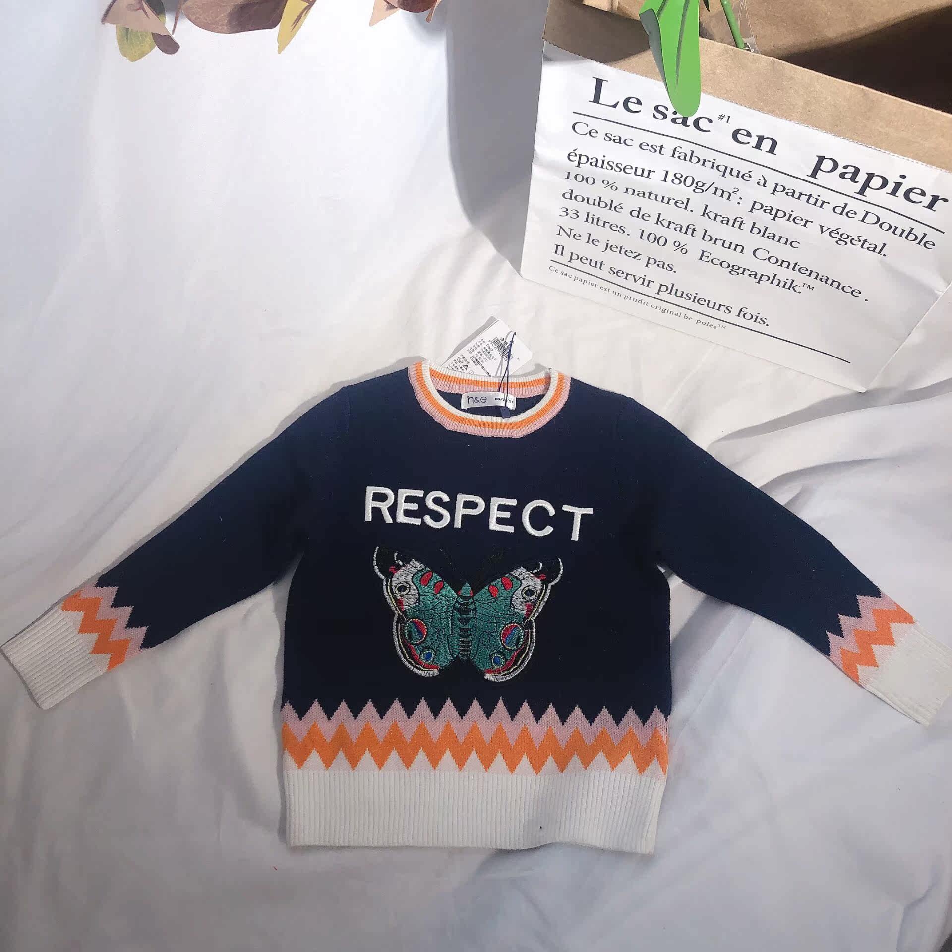 Off-season welfare New brand Children's sweaters 50252 paragraphin the Children/Baby/Family fitted , Sweaters/Knitwear  category - from Buy2taobao.com to provide professional Taobao agent buy service