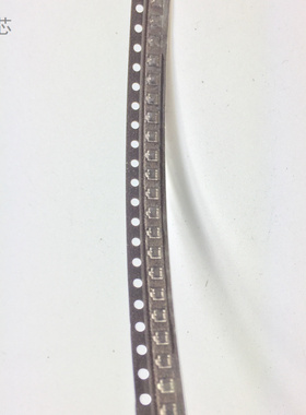 全新 DTC123JUA 丝印：142 封装：SOT323 数字晶体管 DTC123