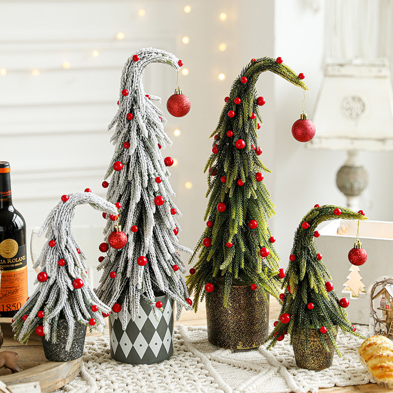 金石缘圣诞节装饰迷你歪脖子圣诞树氛围装扮道具桌面摆件场景布置