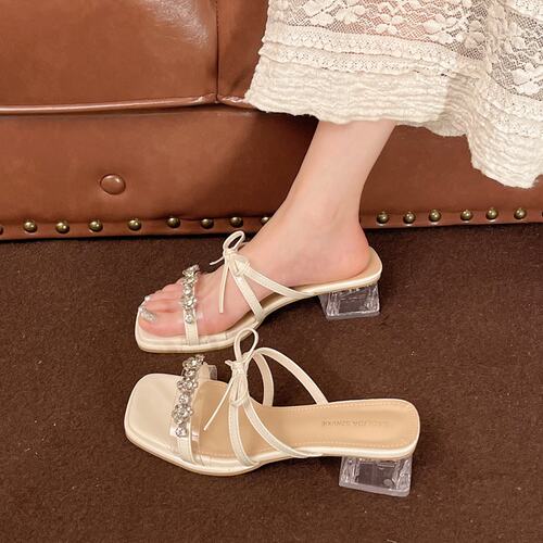 2026夏季外穿绝美女款仙女风法式气质凉拖鞋子方头蝴蝶结水钻凉鞋