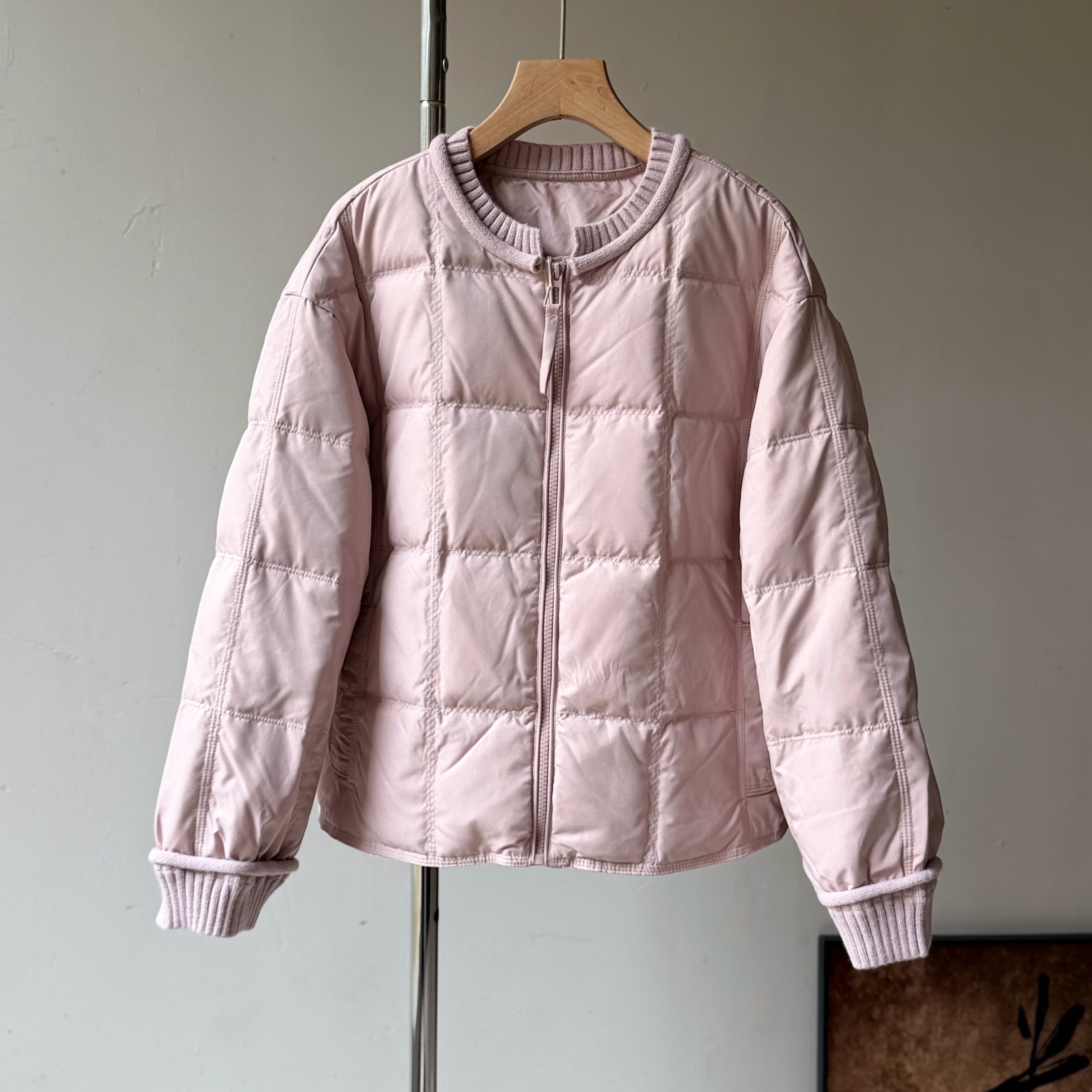简约圆领90白鸭绒羽绒服女常规款针织拼接轻薄百搭外套冬季新款