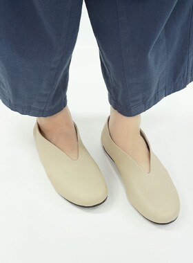 日本包直邮DIU牛皮真皮女款皮鞋休闲薄底一脚蹬复古森系324D2645