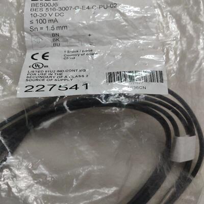 巴鲁夫BES 516-3007-G-E4-C-PU-02接近开关BES00J6