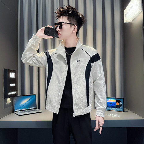 小码男装春秋季立领拉链夹克