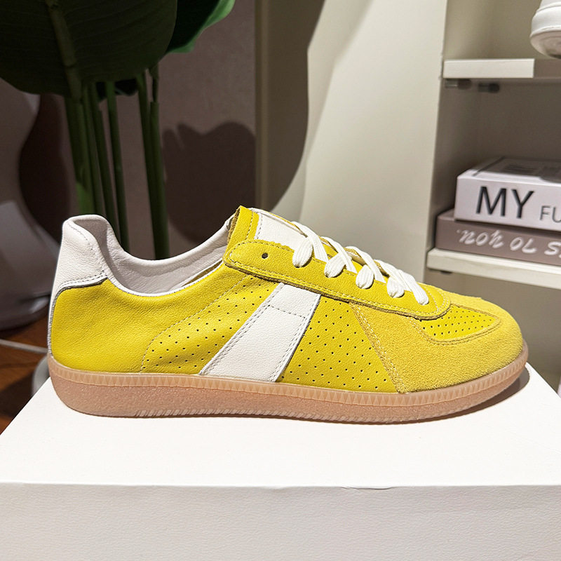 黄色德训鞋女2026新款夏透气大码女鞋41到43显脚小软底不累脚透气