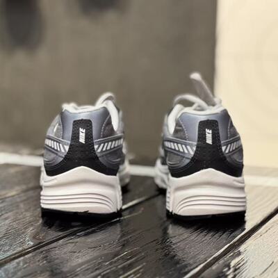 耐克男子运动鞋复古透气运动鞋