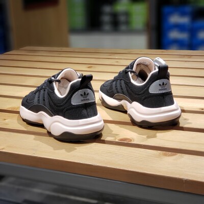 Adidas/阿迪达斯跑步鞋