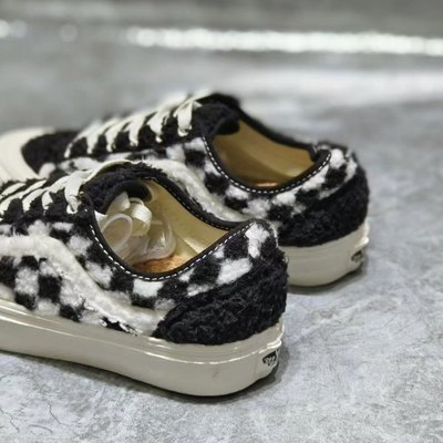 vans style36低帮复古头毛绒黑白棋盘格男女同款板鞋VN0A4BX9BZW