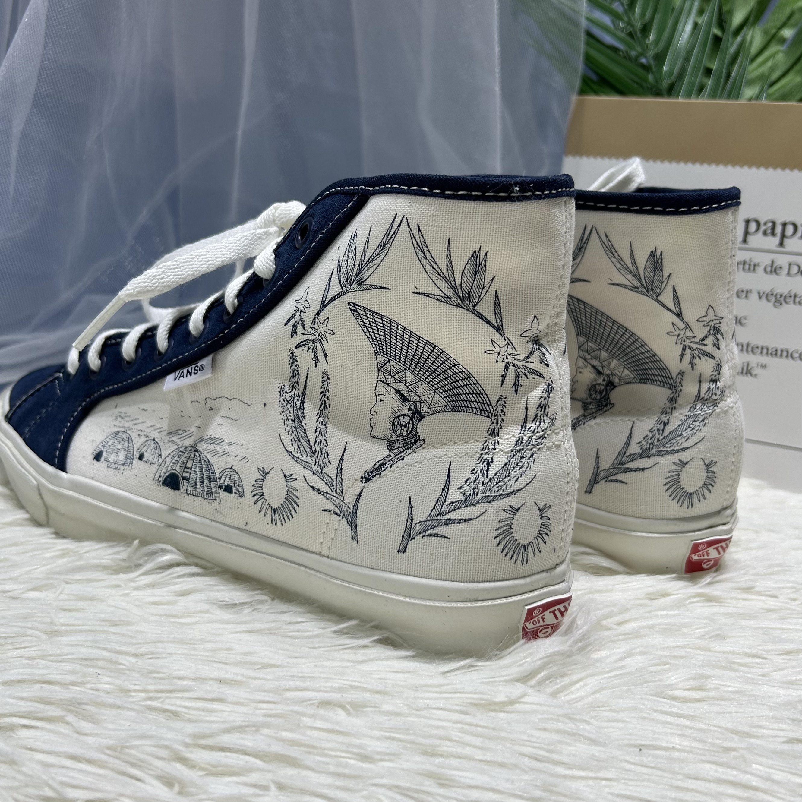 Vans Style 24 OG简约时尚素描帆布男女同款高帮板鞋VN0000S8DTQ