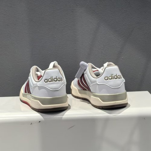 时尚运动休闲鞋阿迪达斯系带男女