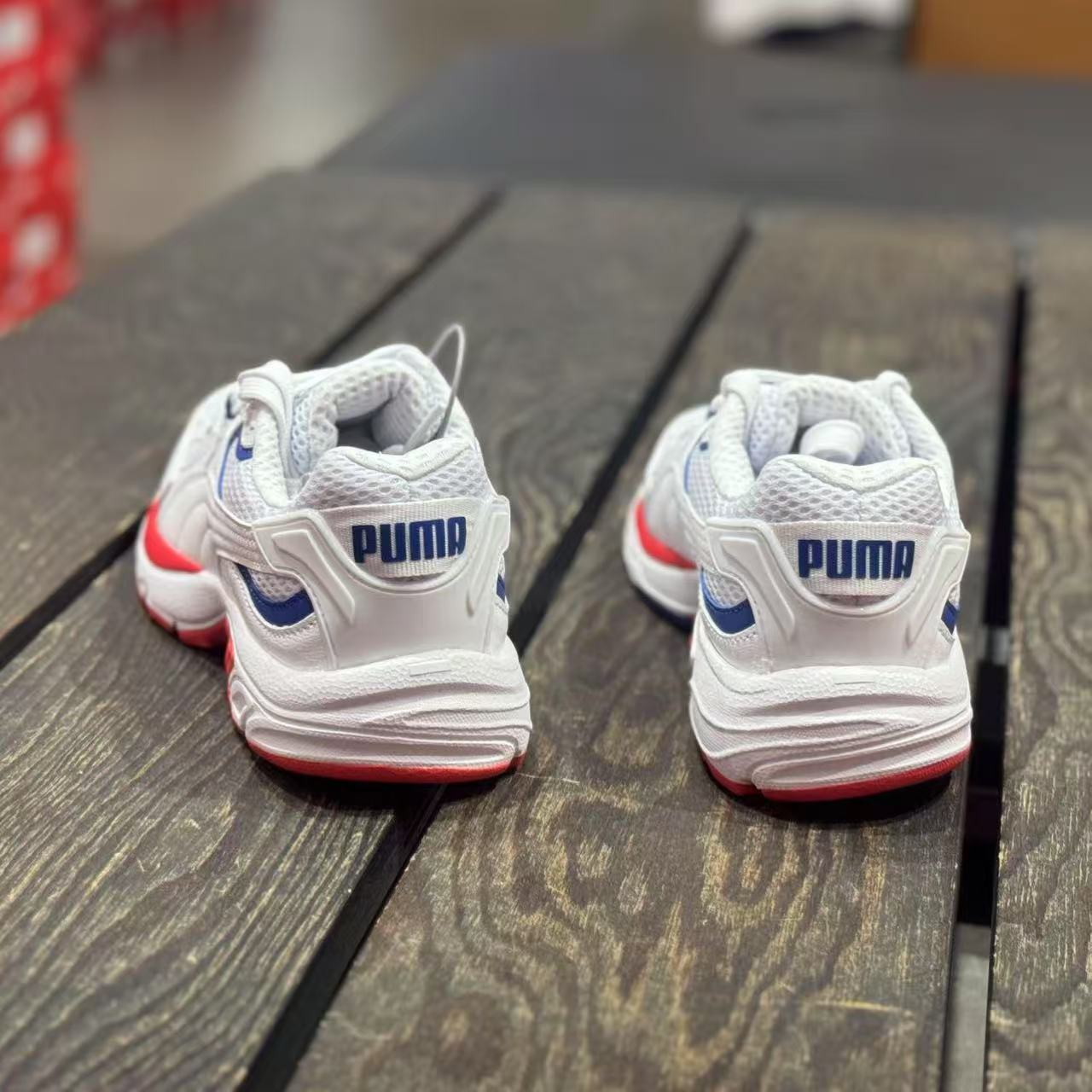 板鞋休闲鞋男女同款透气跑步鞋