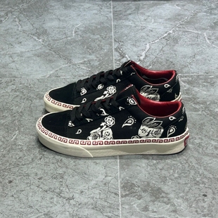 VN0A54F6BM8 情侣帆布潮板鞋 Vans 兔年系列兔子印花红黑色男女同款