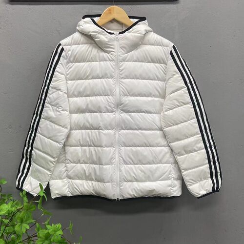 Adidas/阿迪达斯保暖连帽羽绒服
