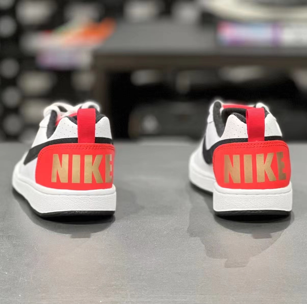 Nike/耐克Court orough Low女子2024新年款复古休闲鞋 DD8495-106