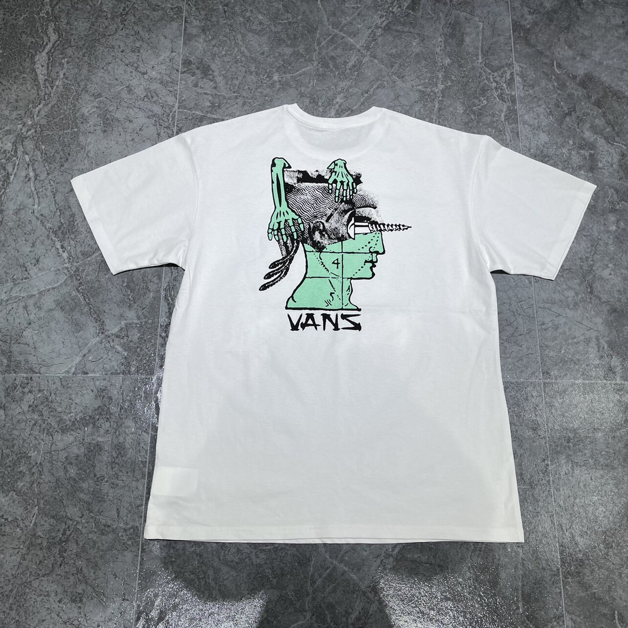 vans范斯男子纯白宽松圆领纯棉运动休闲短袖t恤半袖vn0a4uqowht