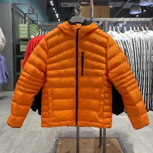 Reebok锐步冬季新款男子舒适百搭短款修身保暖连帽棉服外套FT0671