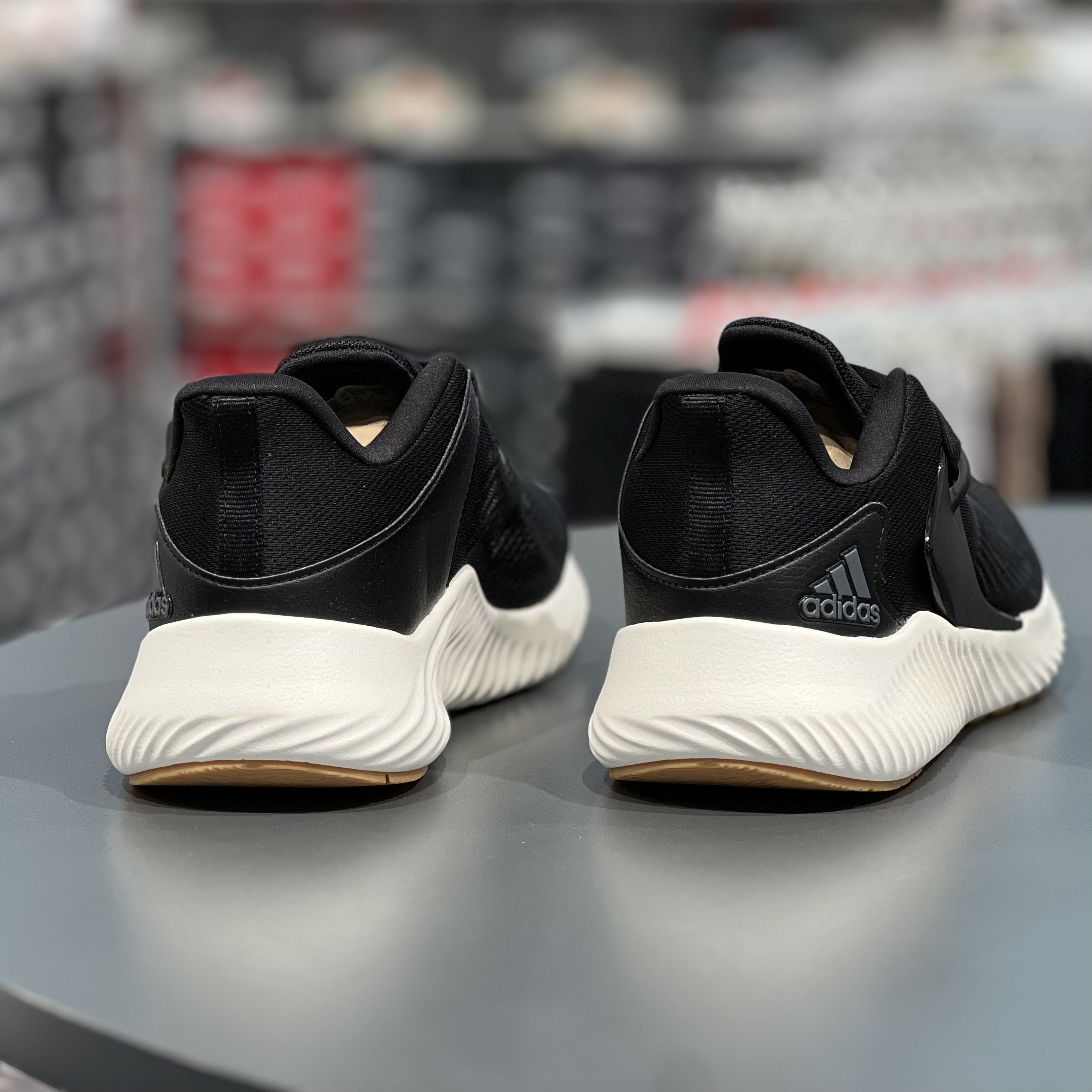 坏蛋的店adidas/阿迪达斯男鞋bounce阿尔法休闲运动跑步鞋d96524