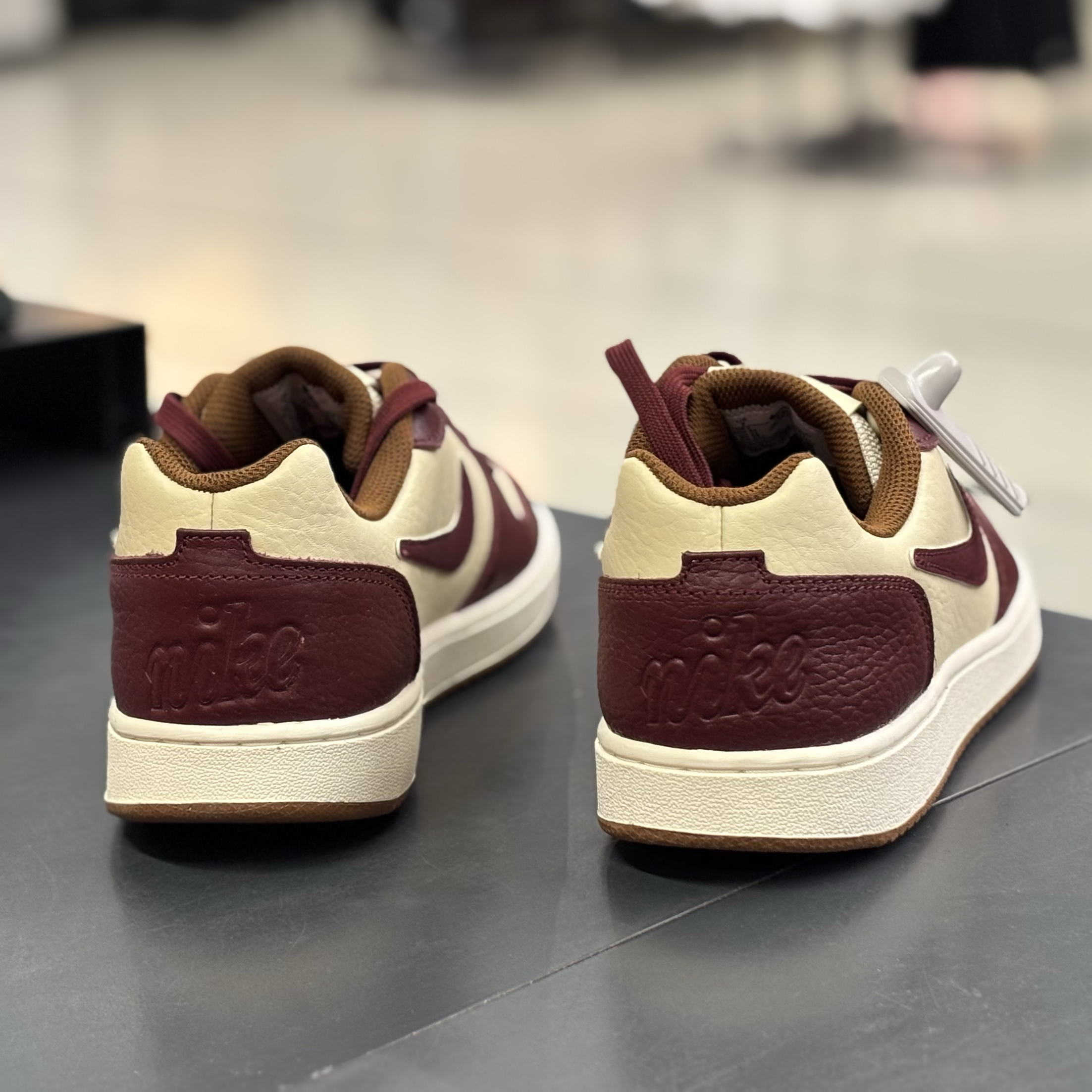 正品耐克Nike男子低帮酒红色复古皮质休闲运动板鞋IB4644 N仓