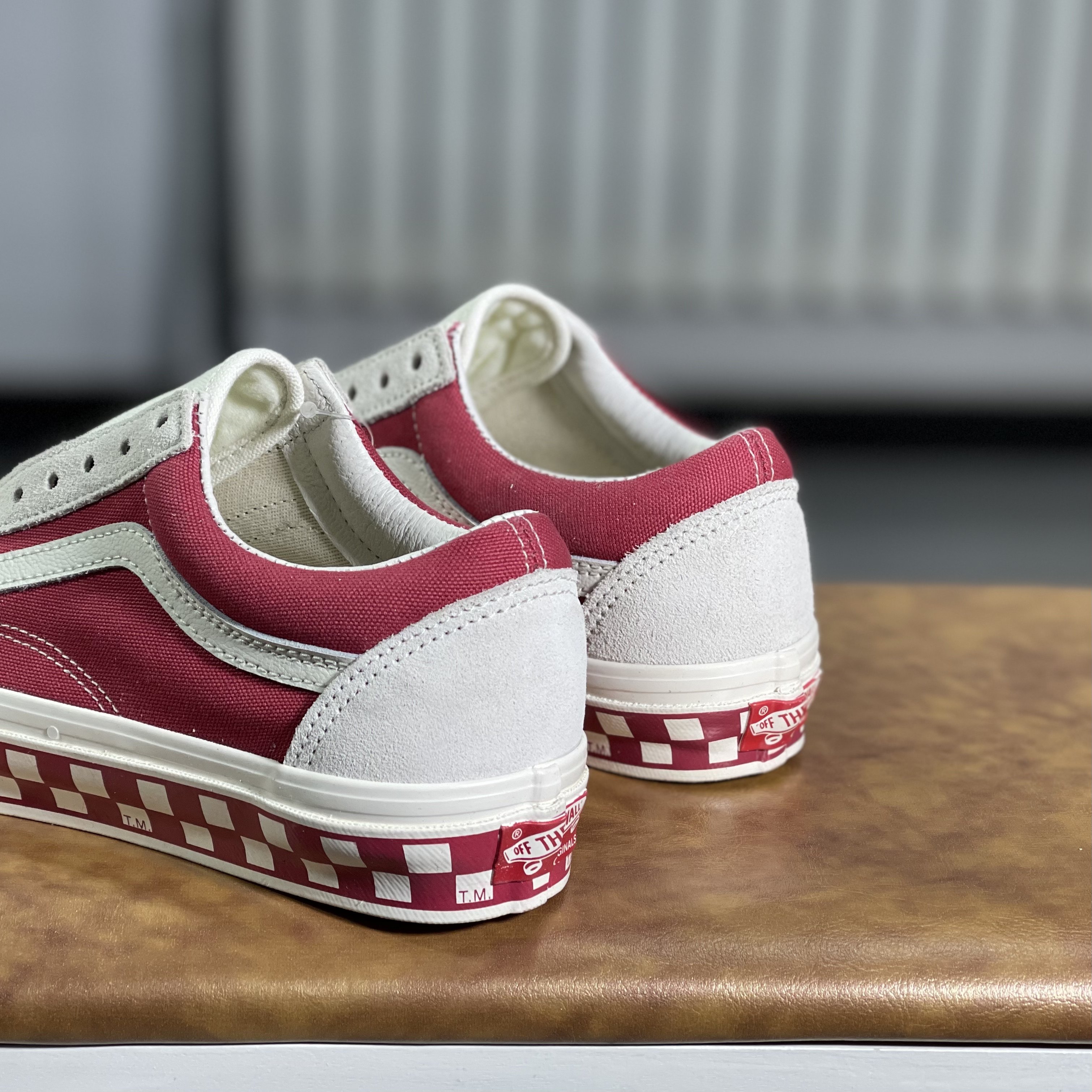 vans vault og高端支线红白棋盘格old skool帆布板鞋vn0a4p3x4o3