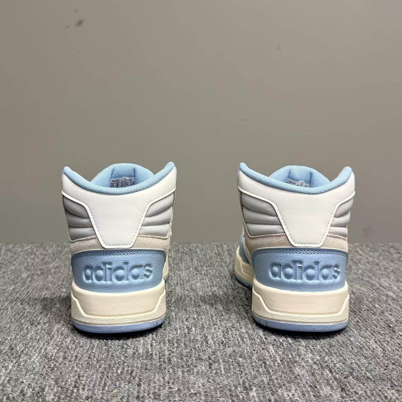 Adidas/阿迪达斯断码清仓女子百搭防滑高帮运动休闲鞋板鞋 IE3906,运动鞋new,运动休闲鞋,淘宝优惠券,粉丝福利购,淘宝优惠卷