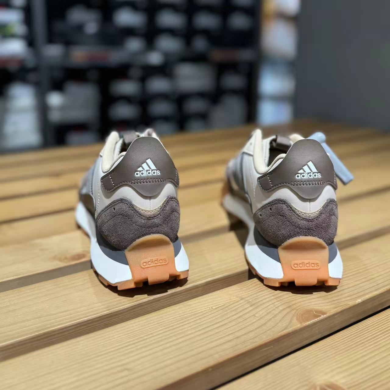 板鞋休闲鞋法雅JQ5876