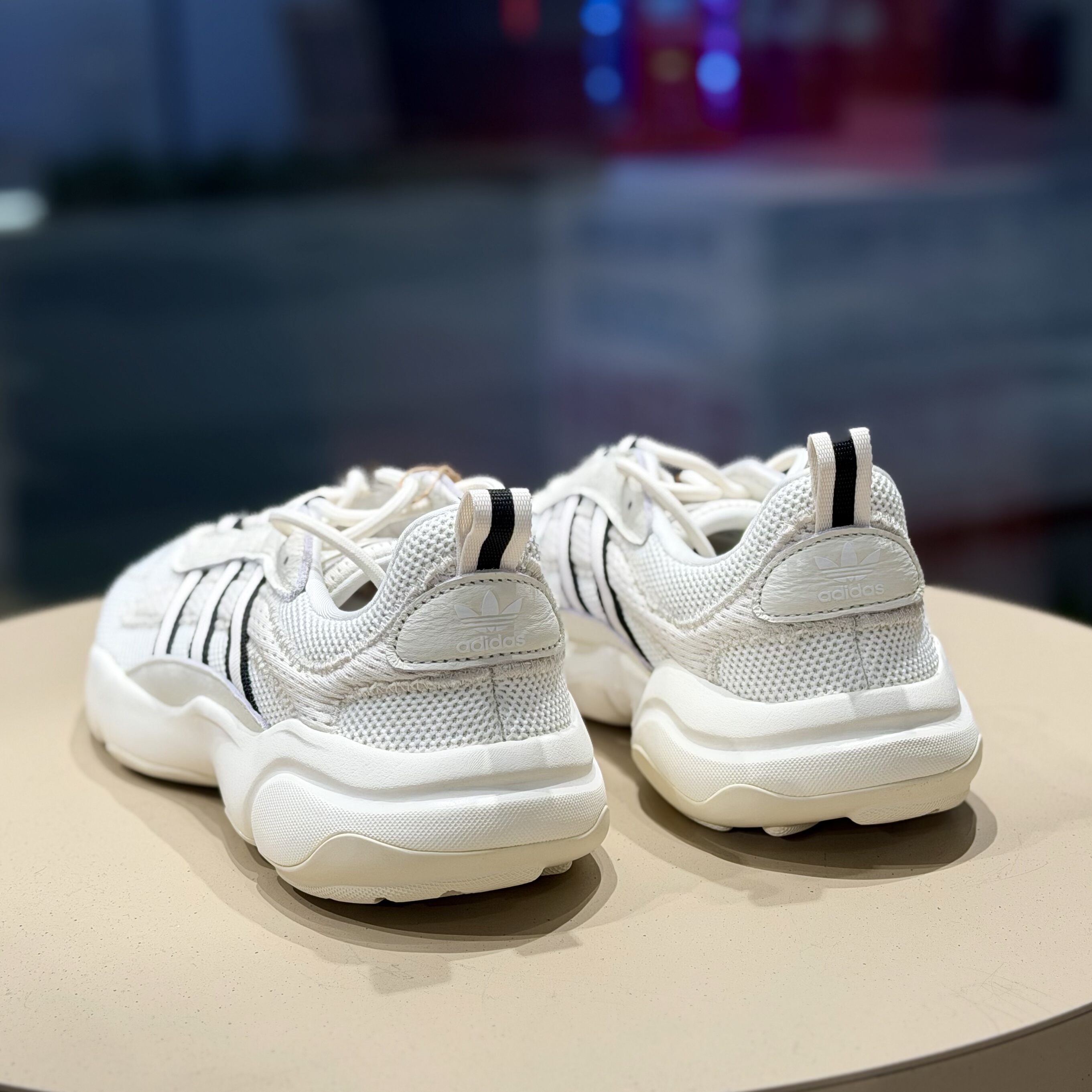 Adidas阿迪达斯正品男款舒适网面透气低帮老爹休闲运动鞋JH7353