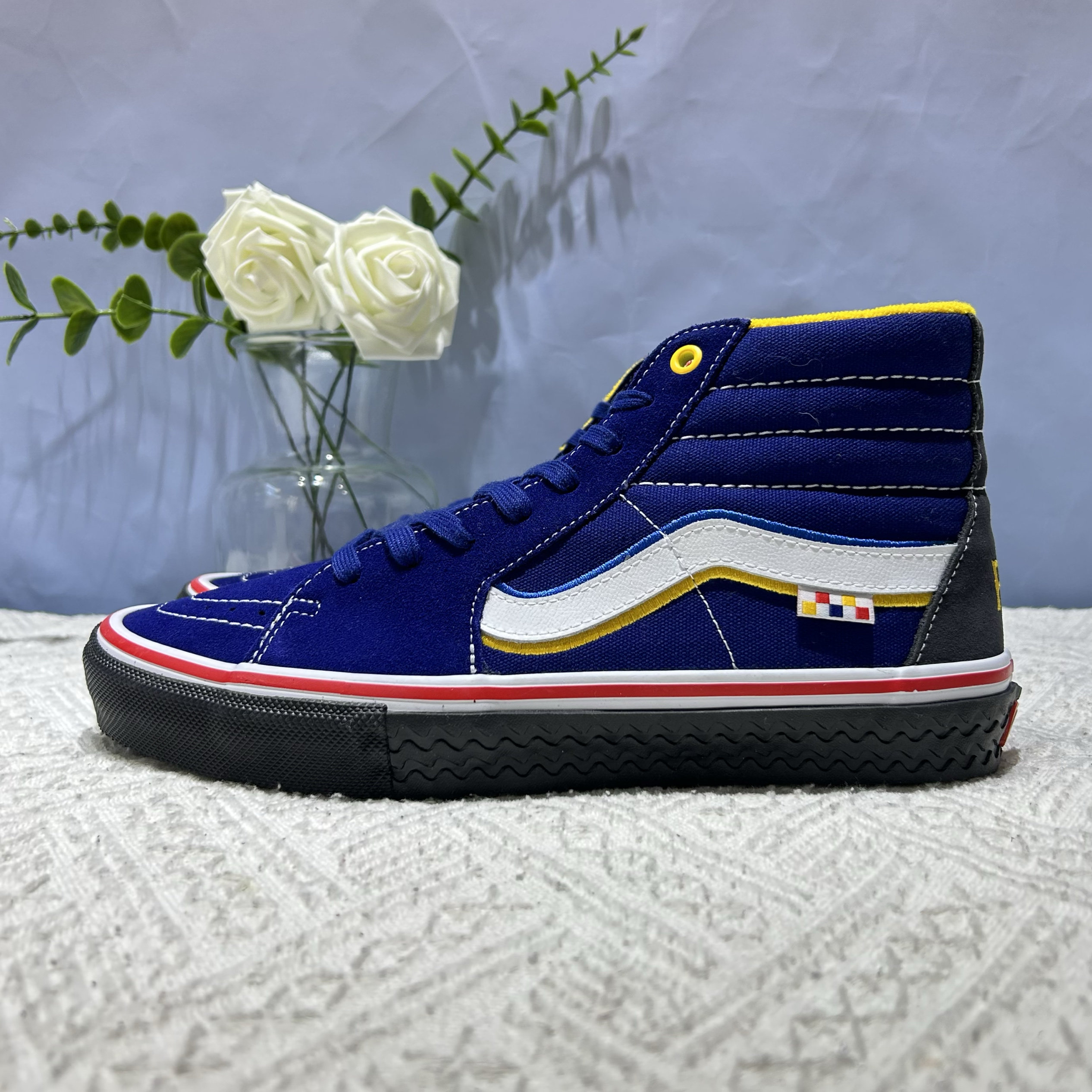 Vans Sk8-hi个性英伦休闲时尚百搭男女同款高帮板鞋VN0A5FCCCJE