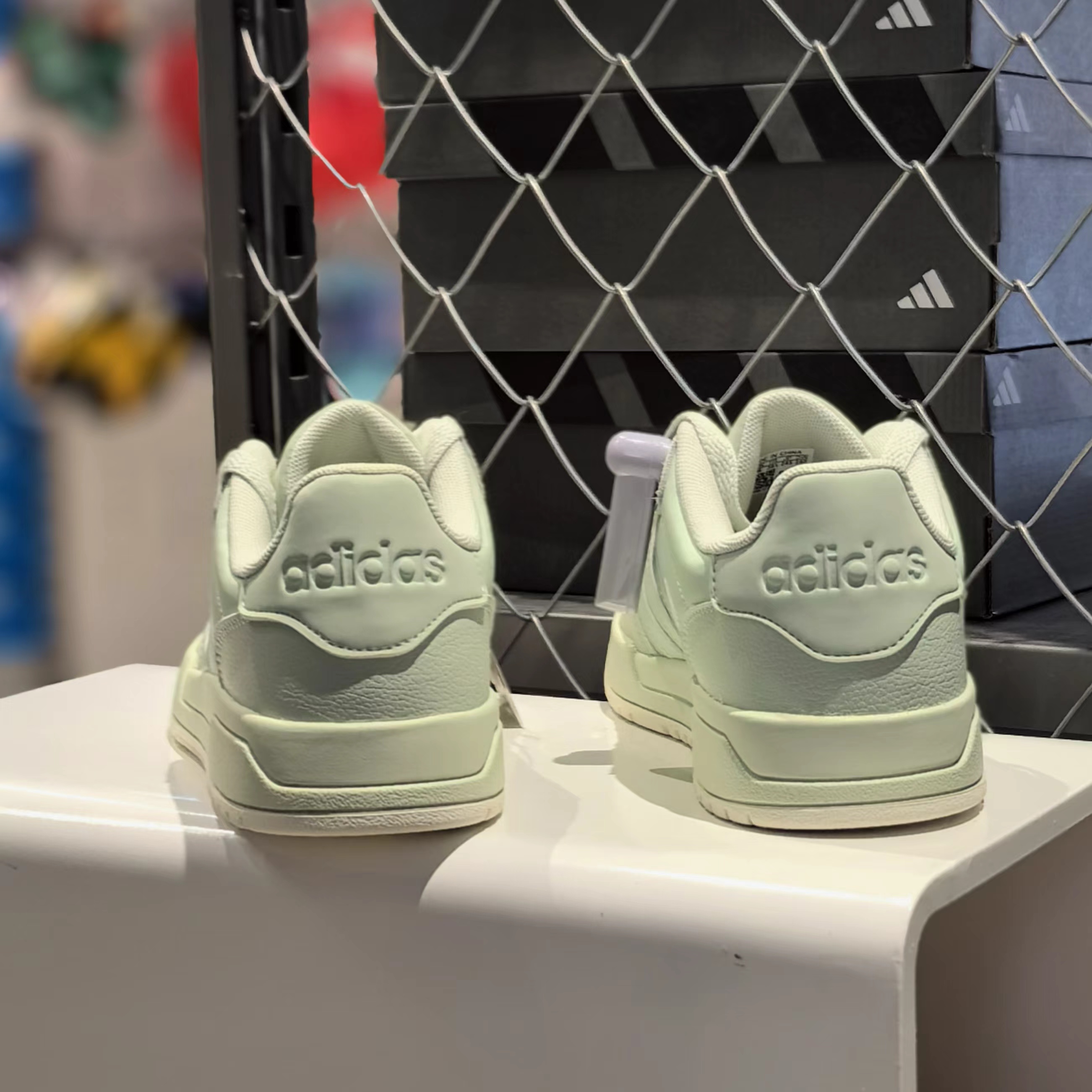 板鞋阿迪达斯板鞋舒适耐磨系带