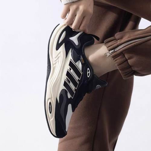 阿迪达斯男2026新款CLIMAWARM鞋