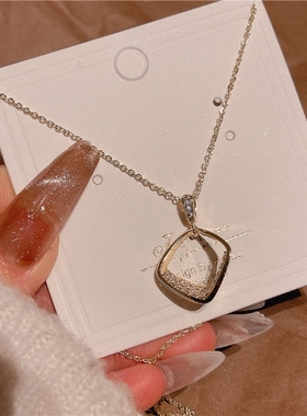 宏光女镶钻几何项链吊坠百搭时尚